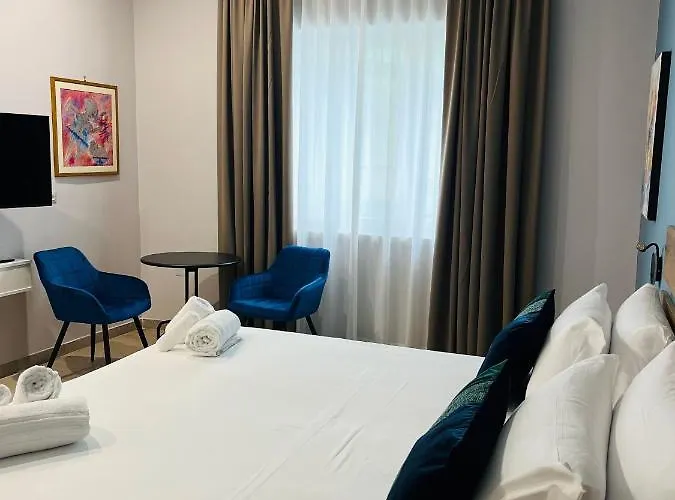 Avio 4* Naples