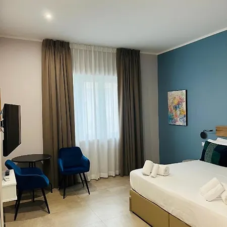 Avio 4* Naples
